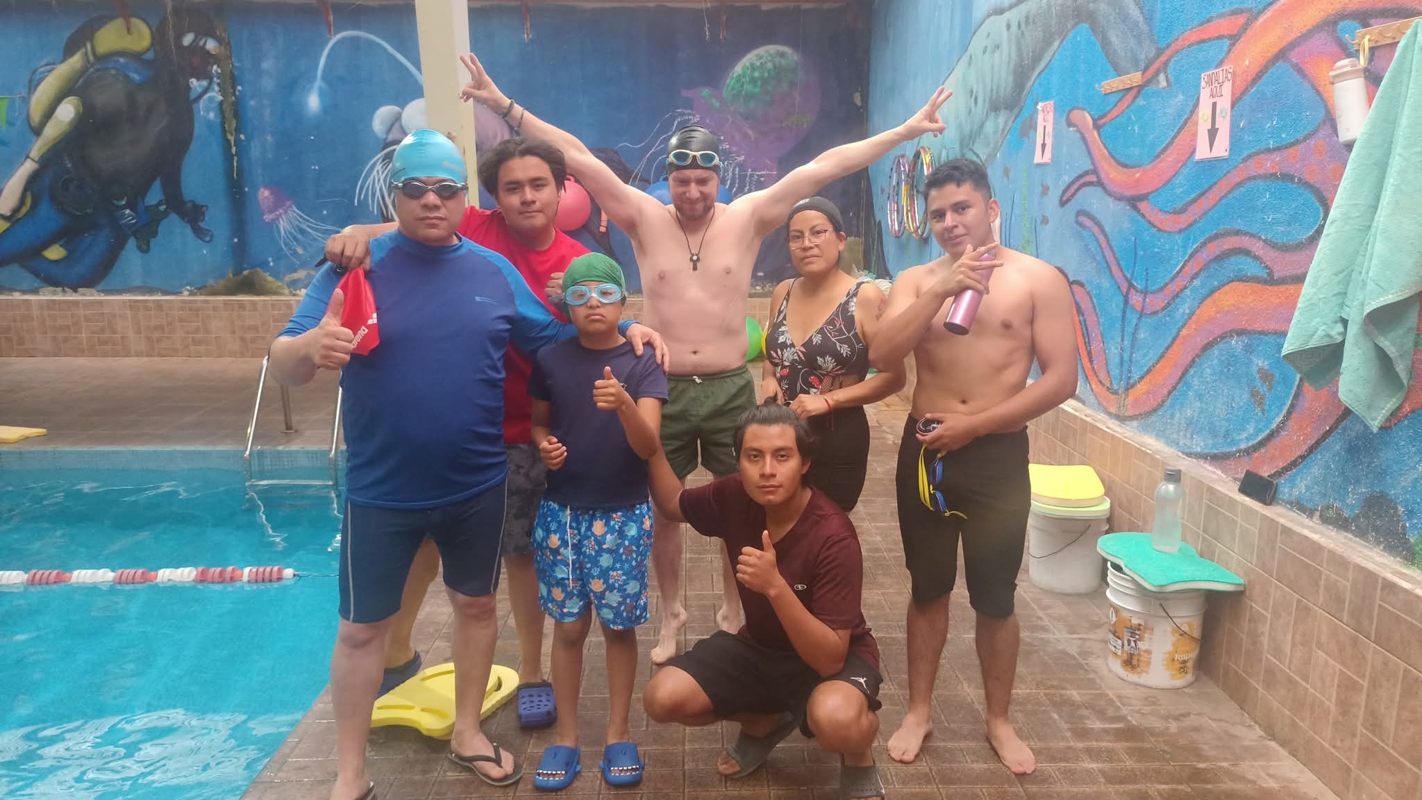 Equipo de Natación Dinámica en The Club